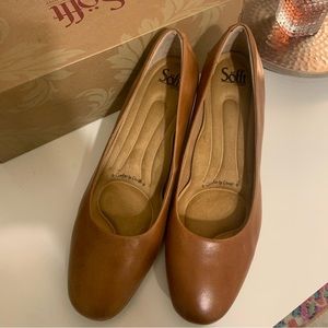 Sofft cognac pump with 2-inch block heel and cushion comfort insole